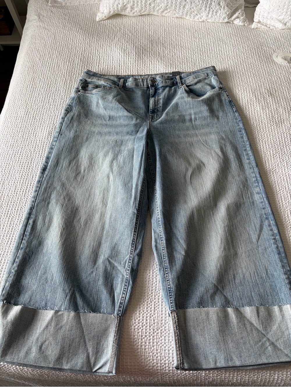 Torrid cropped wide leg jeans size 20